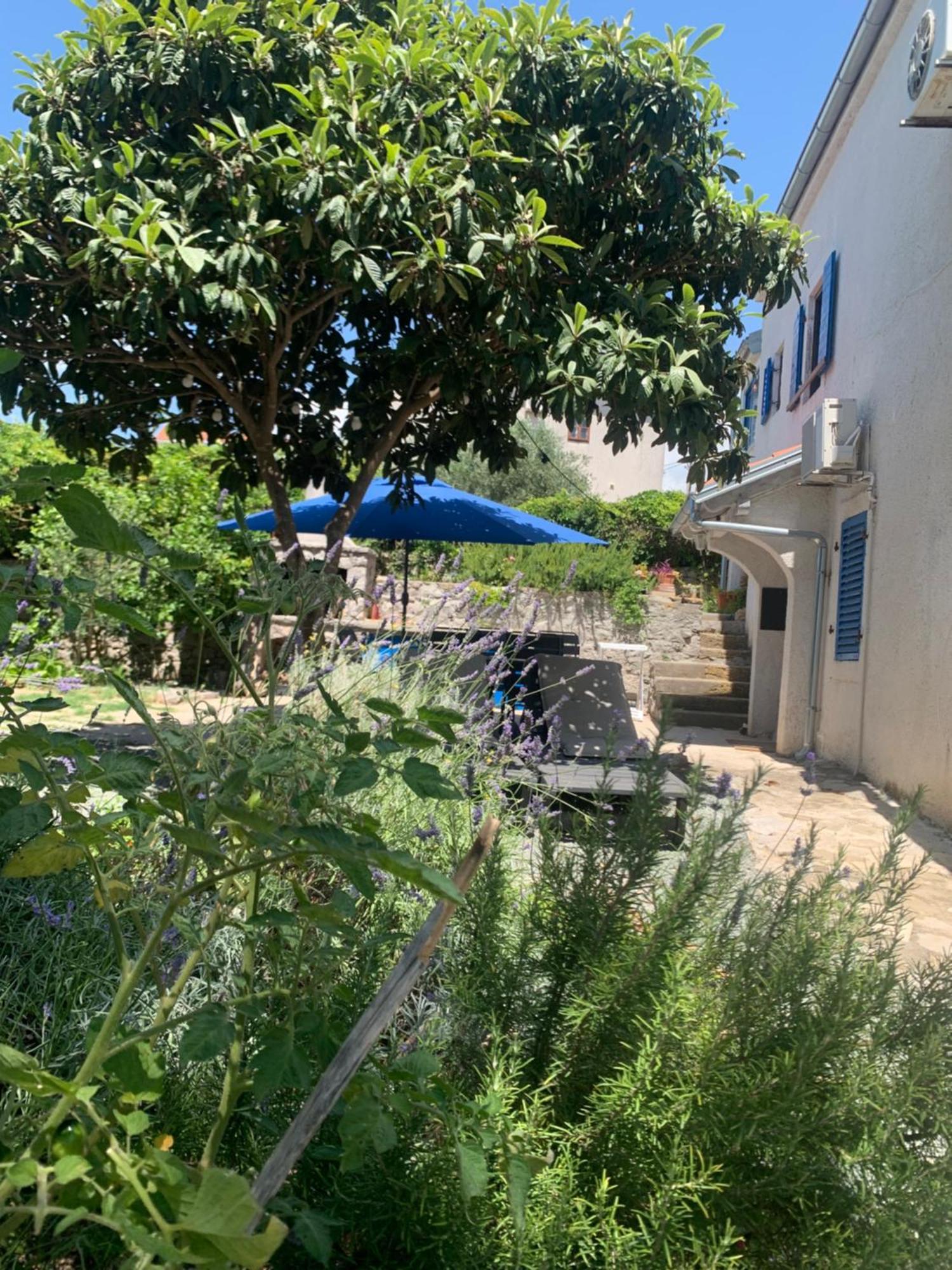 Lili Apartments, Sv Dunata 18 Kornić Esterno foto