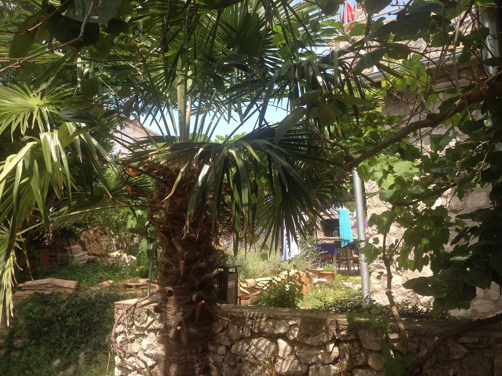 Lili Apartments, Sv Dunata 18 Kornić Esterno foto