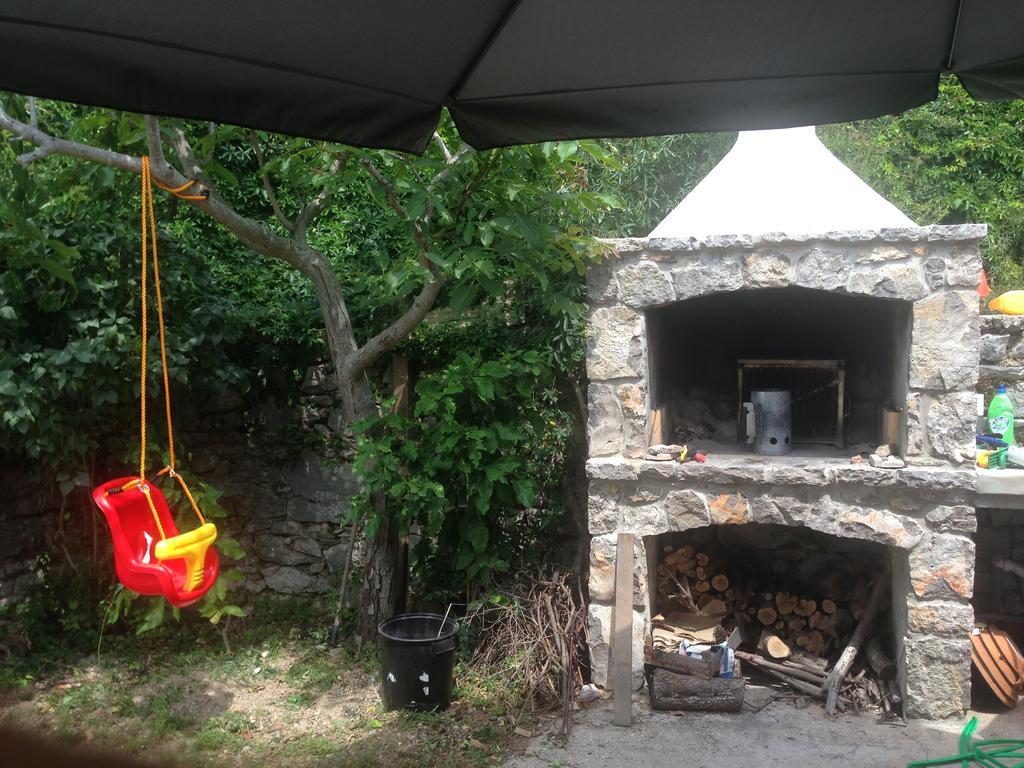 Lili Apartments, Sv Dunata 18 Kornić Esterno foto