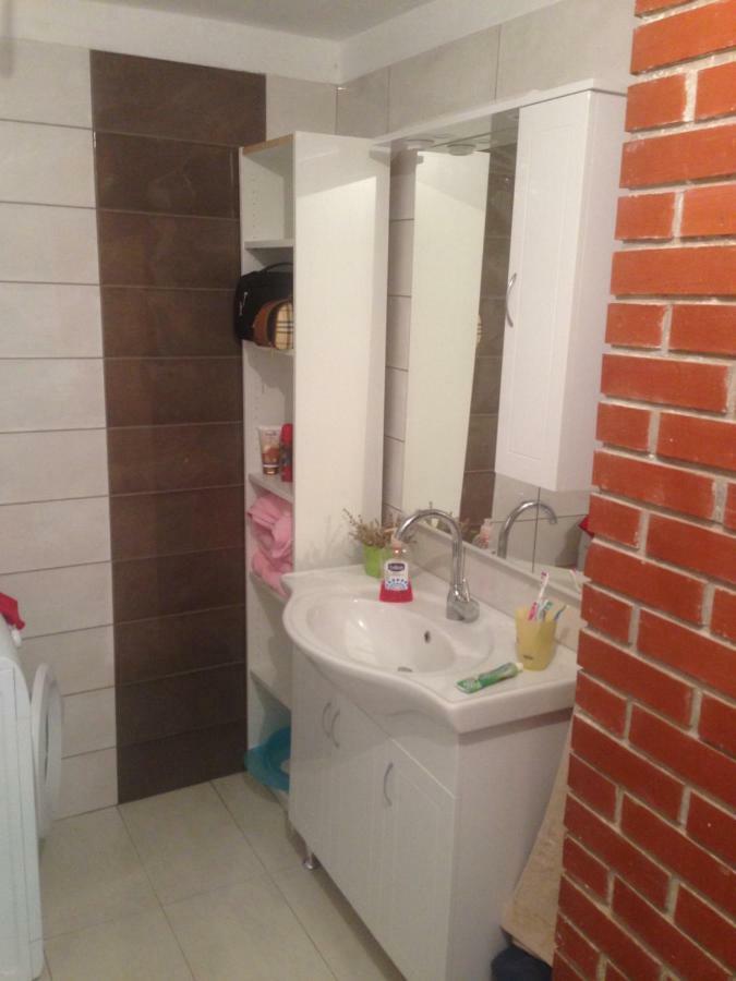 Lili Apartments, Sv Dunata 18 Kornić Esterno foto