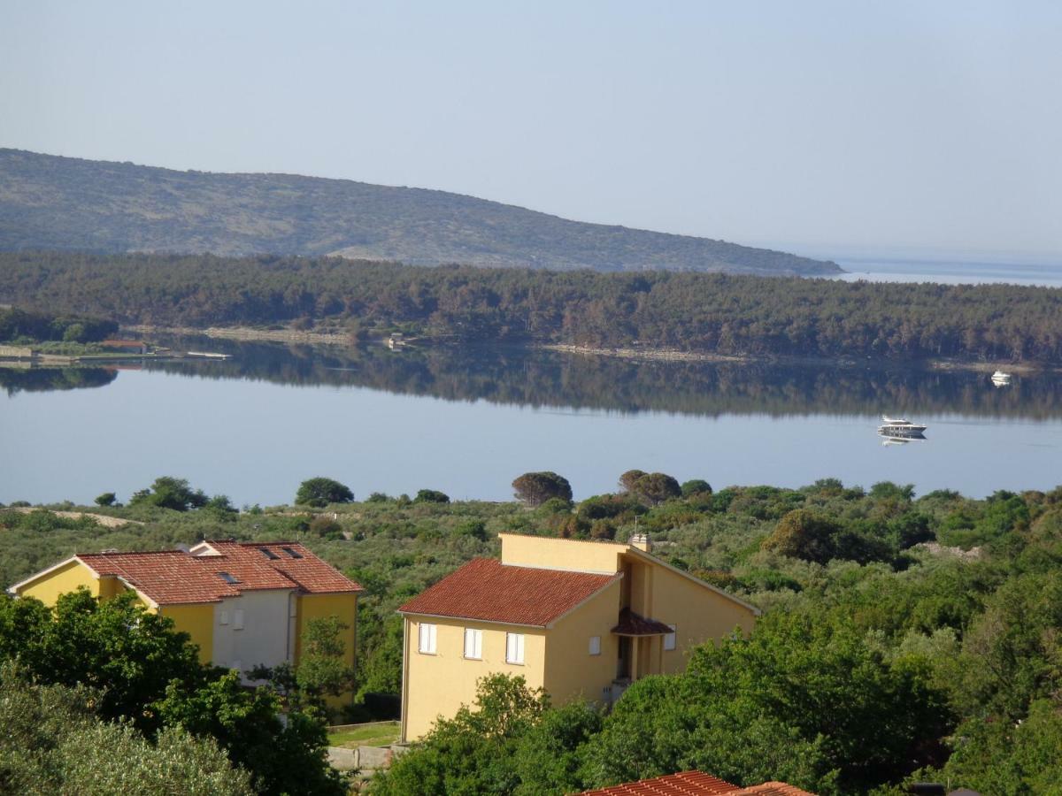Lili Apartments, Sv Dunata 18 Kornić Esterno foto